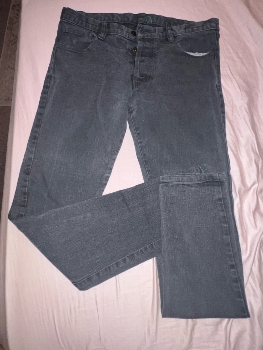 Men's Grey Straight-Leg Jeans - Classic Casual Style